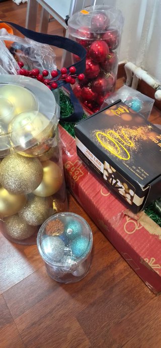 pack de Arbolito de Navidad verde y decoraciones