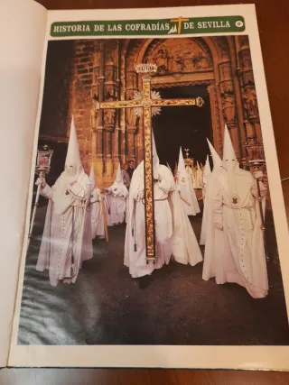Historia de las cofradias de Sevilla abc