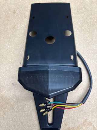 Portamatrículas con intermitentes LED