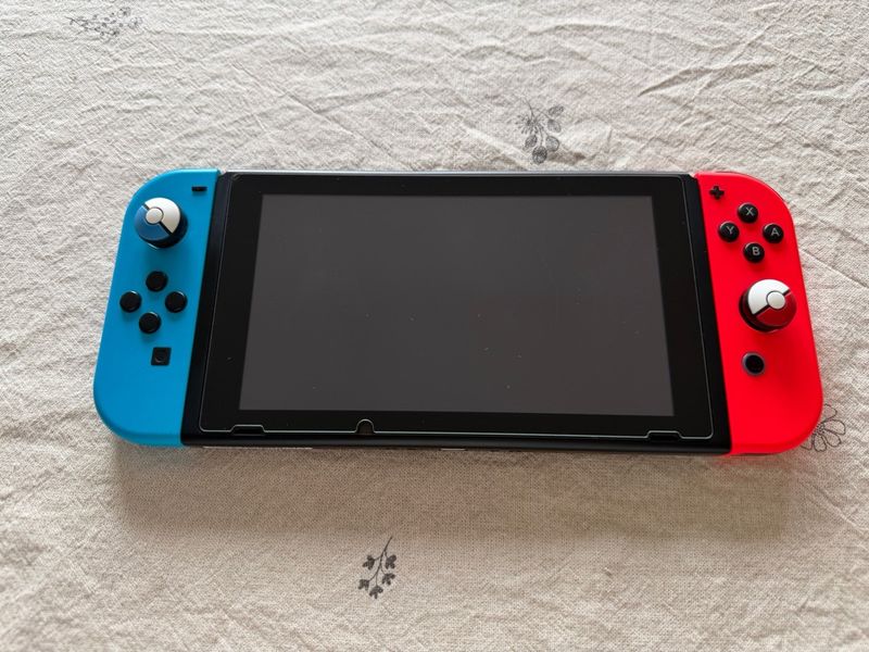 Nintendo Switch Azul y Rojo