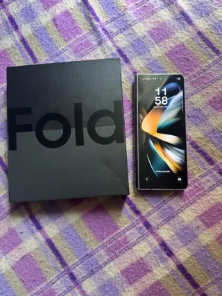 Samsung Galaxy Z Fold 4 Caja