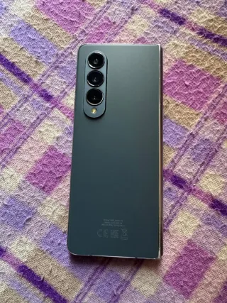 Samsung Galaxy Z Fold 4 Caja