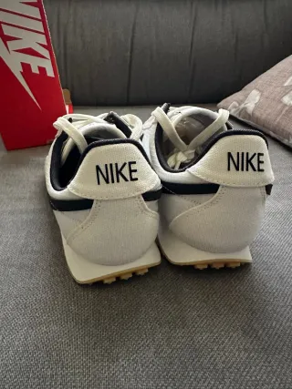 Nike Montreal Racer Vintage Talla 38