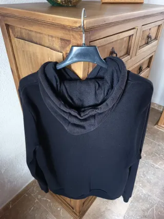 Sudadera Stranger Things Negra