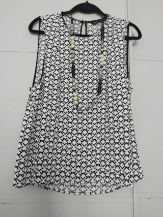 Top de verano Zara Talla S Estampado Geométrico