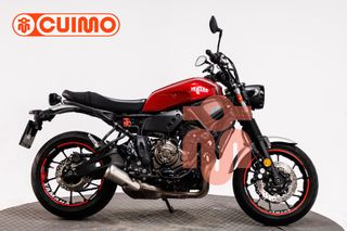 YAMAHA XSR 700