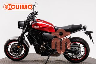 YAMAHA XSR 700