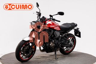 YAMAHA XSR 700