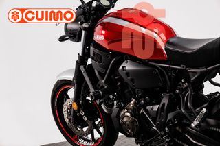 YAMAHA XSR 700