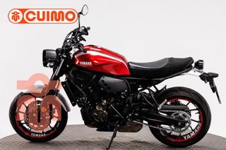 YAMAHA XSR 700