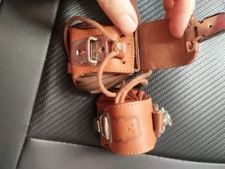 2 Monederos Cuero Artesanía Oso