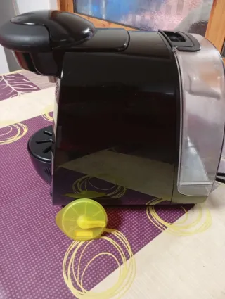 Cafetera Tassimo Bosch Negra
