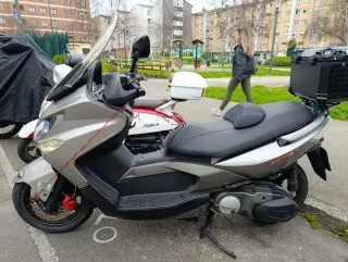 Scooter Kymco 500 r Plata,buen estado