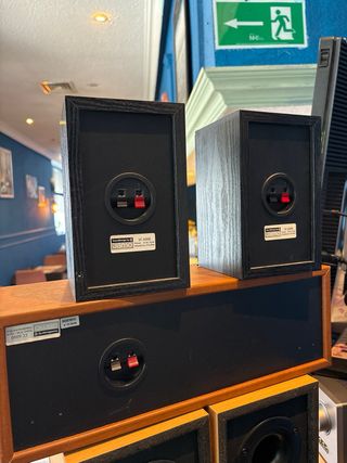 Yamaha RX-V450 Receptor AV Home Cinema