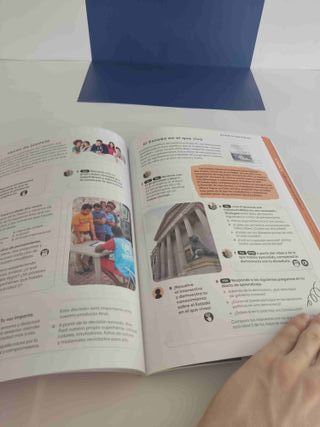 Educación en Valores Cívicos y Éticos - 9788421879269