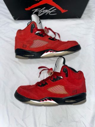 Jordan Retro 5 Chicago Red