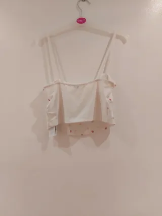 Top Bershka fresas XS