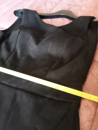 Tubino nero con pizzo