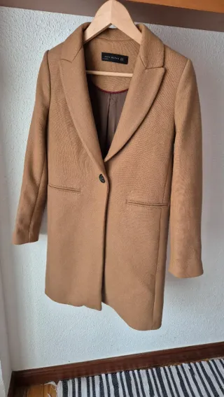 Abrigo camel Zara Talla XS