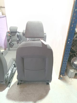 JUEGO ASIENTOS COMPLETO SEAT LEON (5F1)