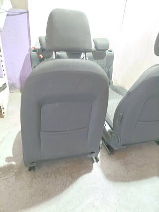 JUEGO ASIENTOS COMPLETO SEAT LEON (5F1)