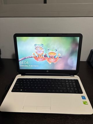 Portátil HP Blanco y Negro