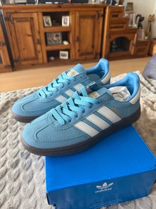 Adidas Spezial Azul claro