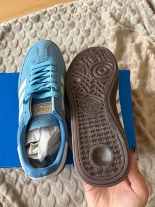 Adidas Spezial Azul claro