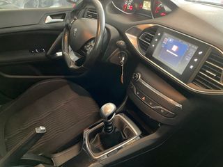 Peugeot 308 2015