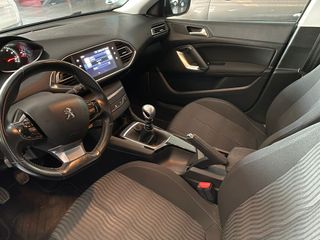 Peugeot 308 2015
