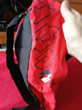 Mochila Lotto Roja y Negra