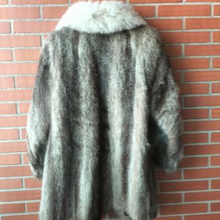 Chaquetón pelo marrón y gris