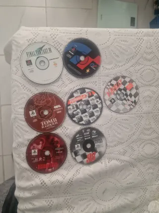 7 Juegos PS1: Final Fantasy VII, Tomb Raider II, R