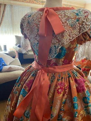 Traje de Fallera Naranja T.42/44