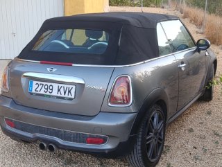 MINI Cabrio 2010