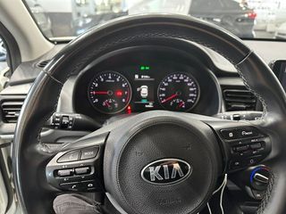 Kia Stonic 1.0 T-GDI 100CV MHEV IMT CONCEPT SUV