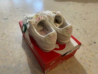 Nike Cortez Día San Valentín 2025 Talla 37.5