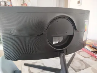 Monitor Samsung Odyssey 34 curvo