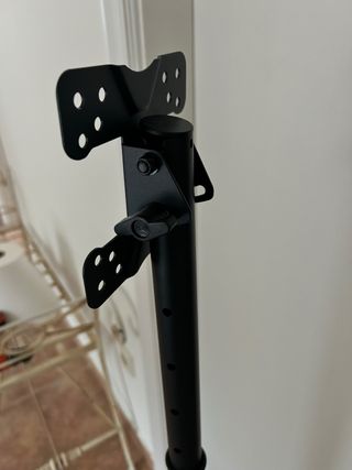 Soporte TV Móvil con Ruedas