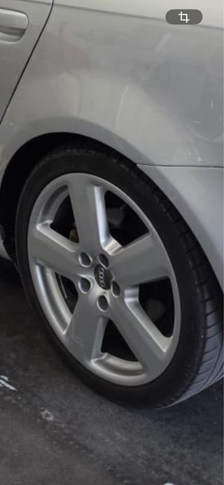 Llantas Originales Audi 18 Pulgadas con Neumaticos