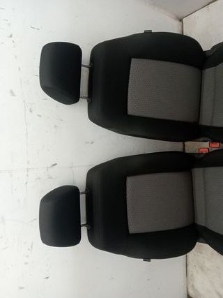 JUEGO ASIENTOS COMPLETO VOLKSWAGEN POLO (6R1)