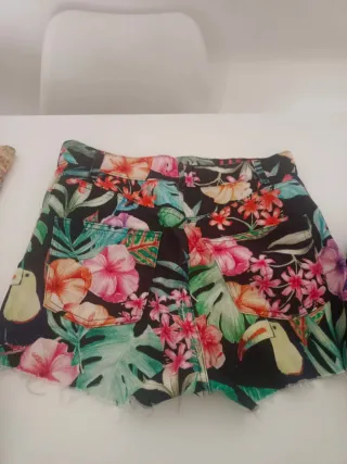 Chaqueta tejana+ pantalon tejano Zara estampada