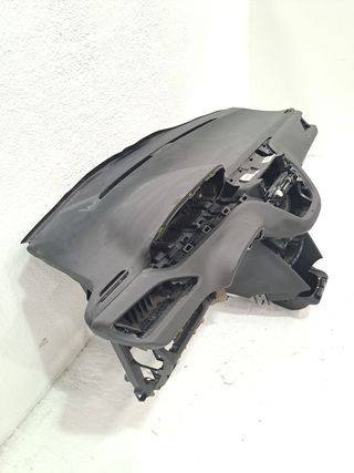 SALPICADERO PEUGEOT XR7