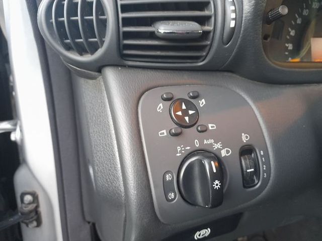 Mercedes Clase C C 180 ELEGANCE