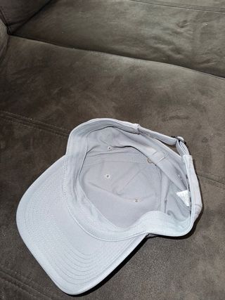 Gorra Nike PSG Gris y Plateada