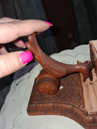 Vecchio porta sigarette in resina vintage