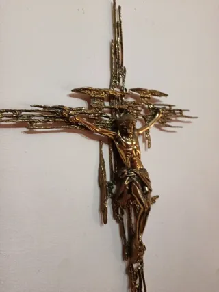 Crucifijo antiguo dorado
