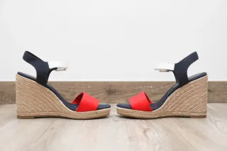 “Tommy Hilfiger sandalias originales – como nuevas