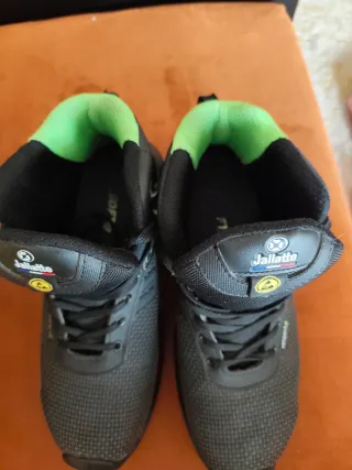 Botas Jallatte Talla 44 Negras/Verdes