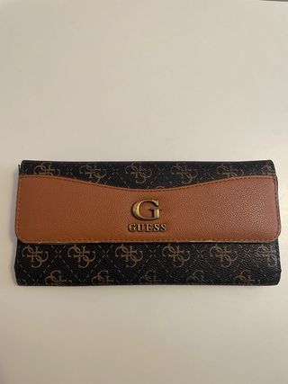 Bolso y Cartera Guess Marrón y Dorado original